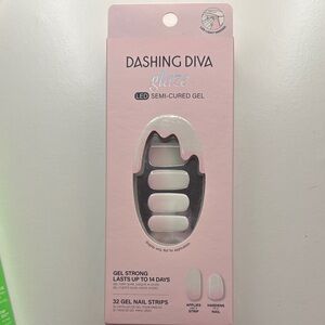 Dashing Diva Glaze LED Semi-Cured Gel Nail Strips - Soft Pink